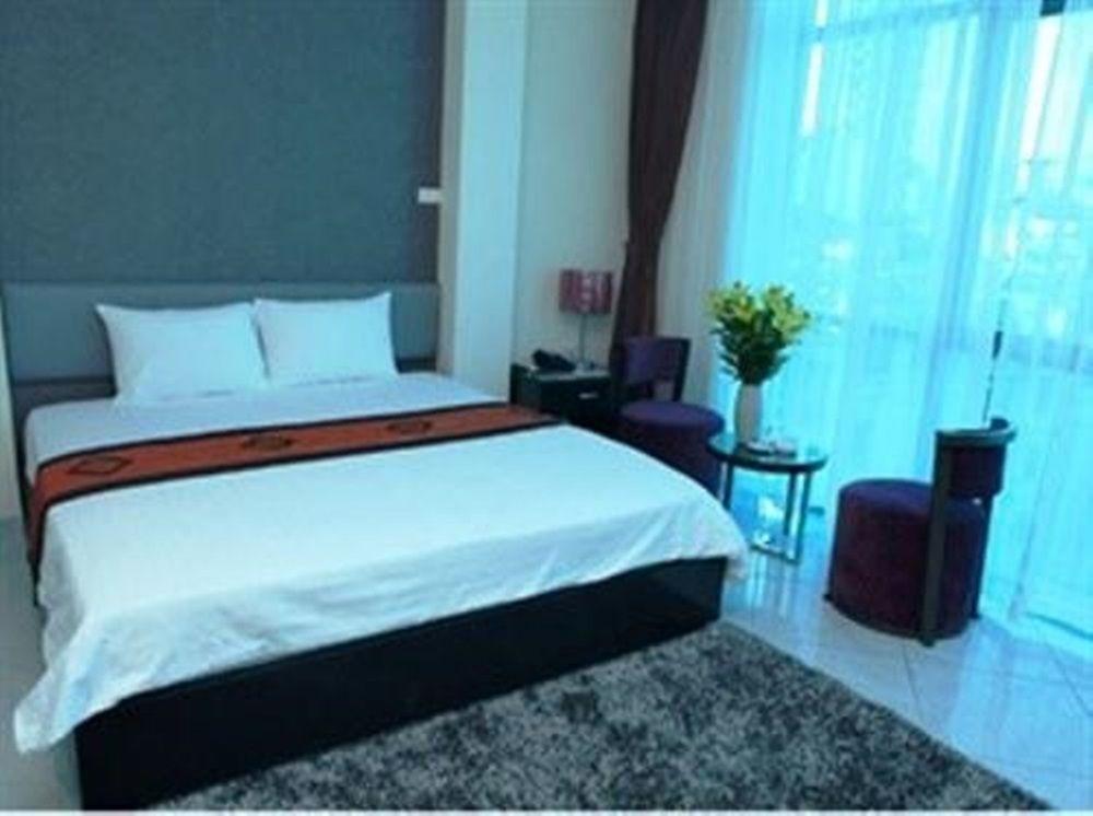 Phu Nhuan Hotel هانوي المظهر الخارجي الصورة